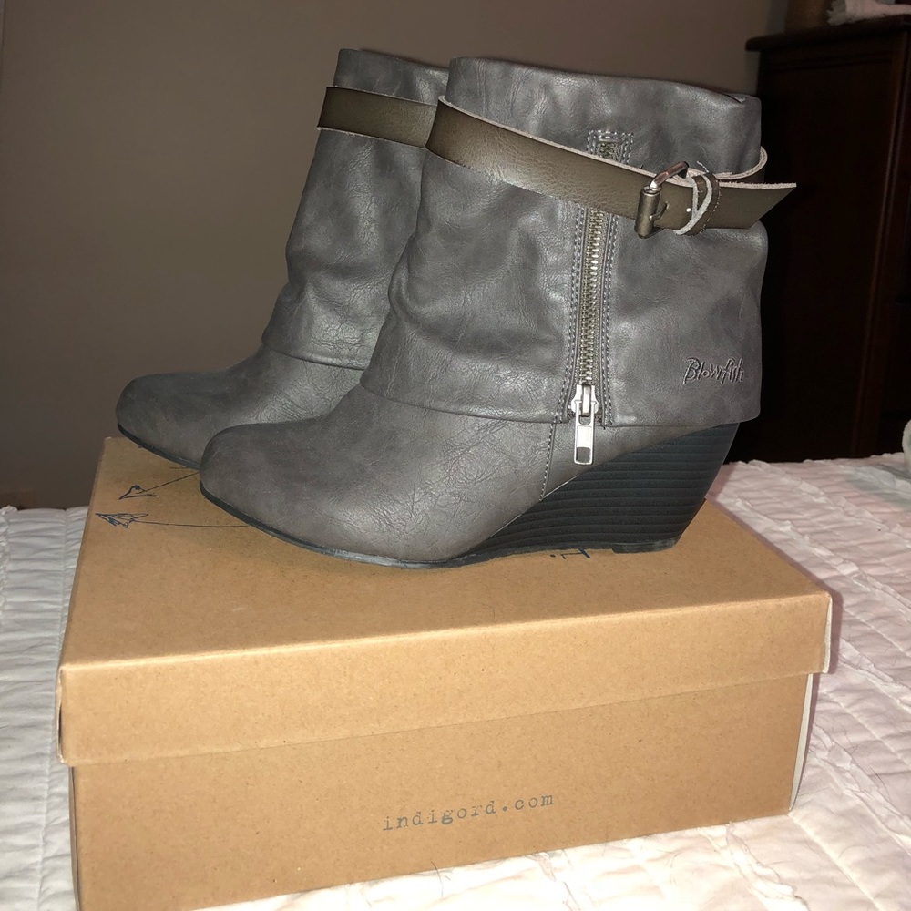 Short fold over boot